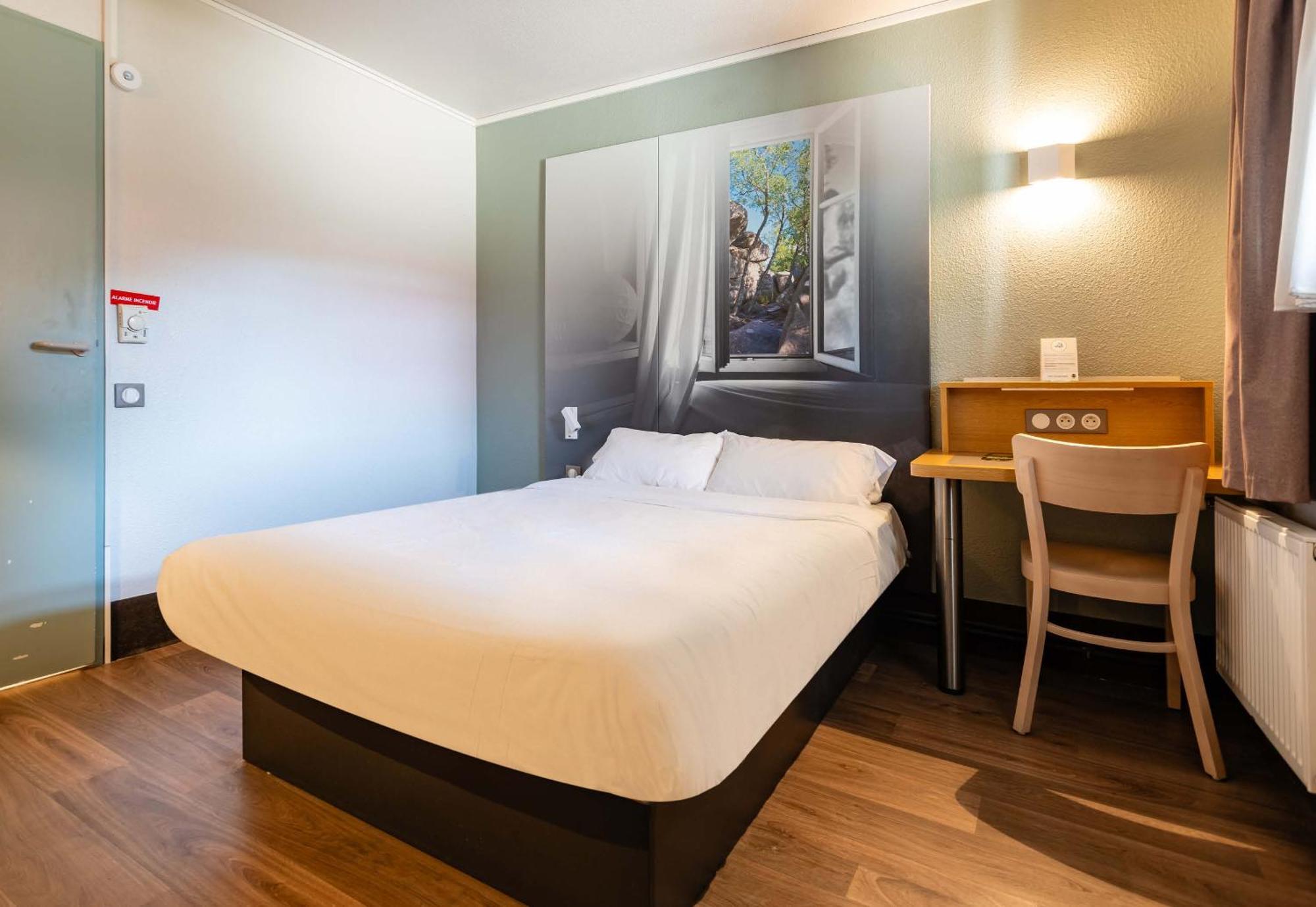 B&B Hotel Grenoble Universite 1 Gières Kültér fotó