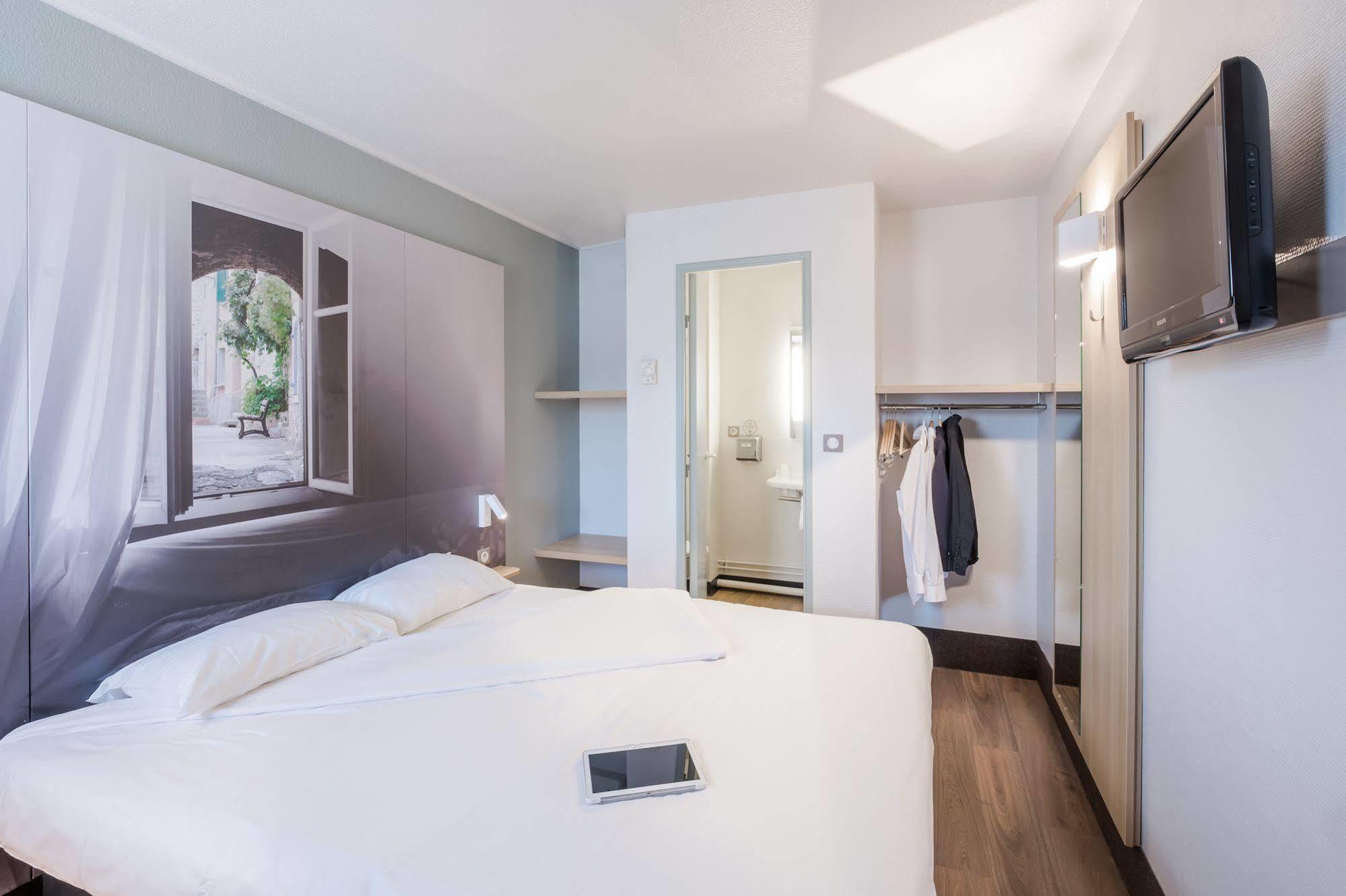B&B Hotel Grenoble Universite 1 Gières Kültér fotó