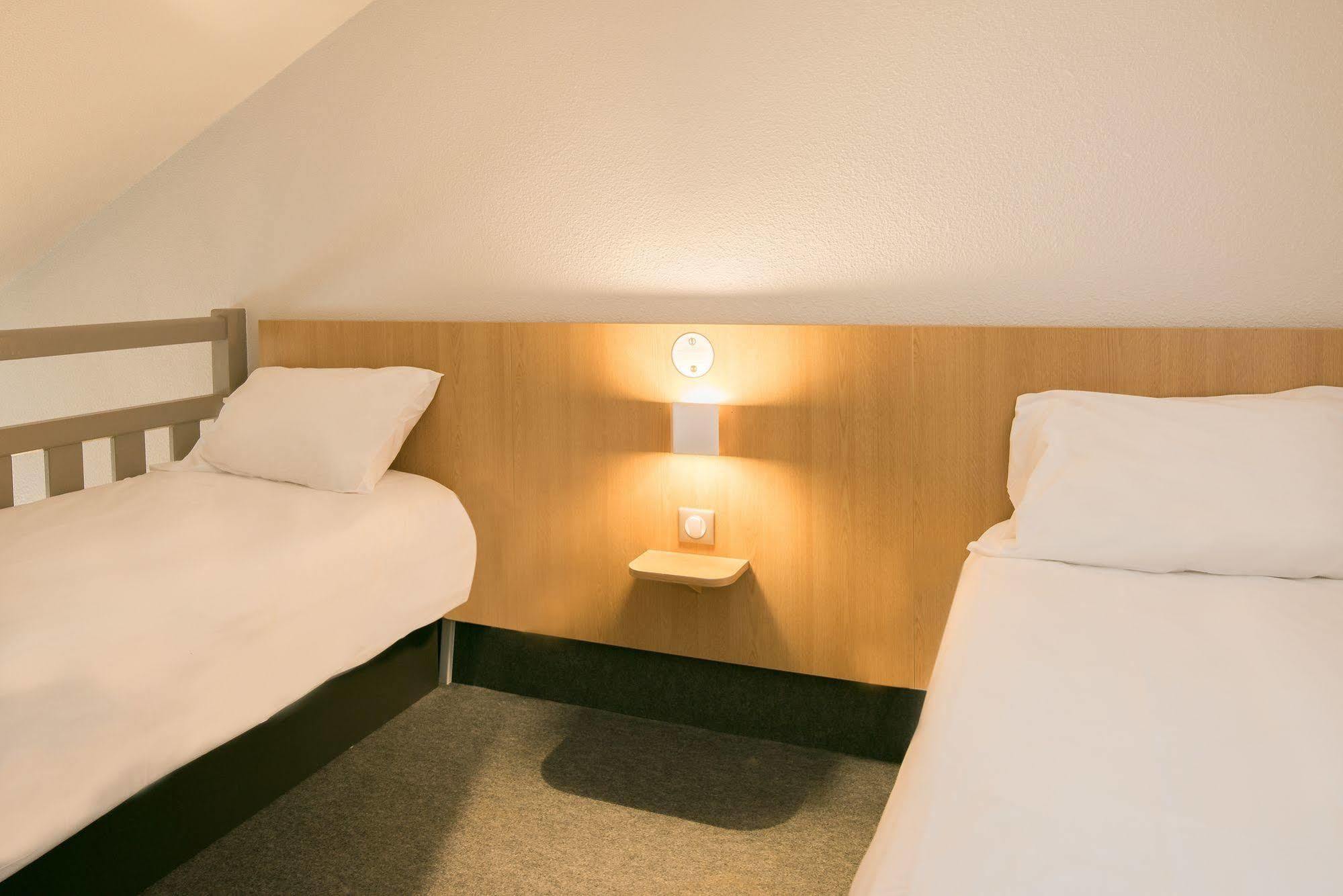 B&B Hotel Grenoble Universite 1 Gières Kültér fotó