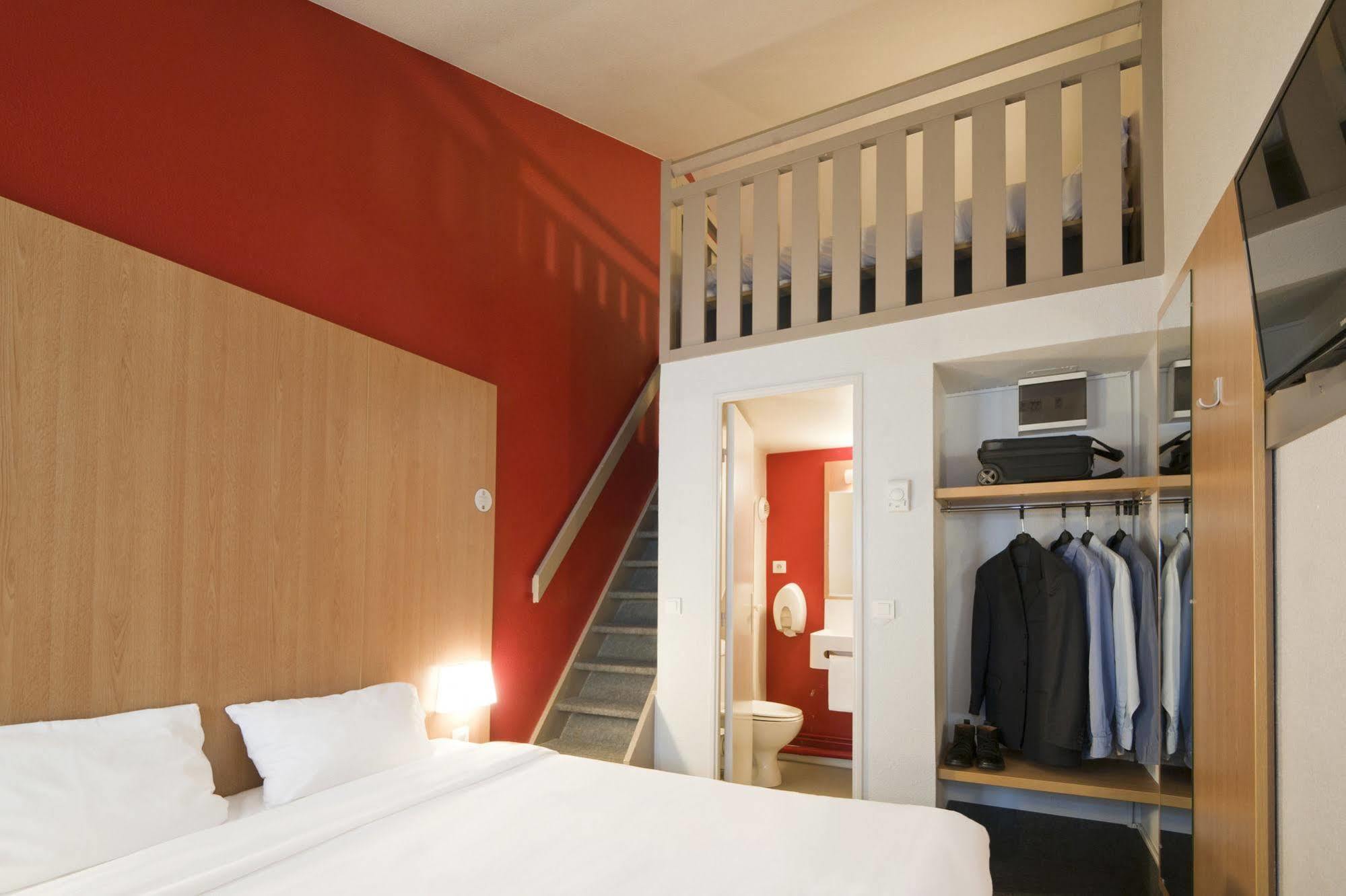 B&B Hotel Grenoble Universite 1 Gières Kültér fotó