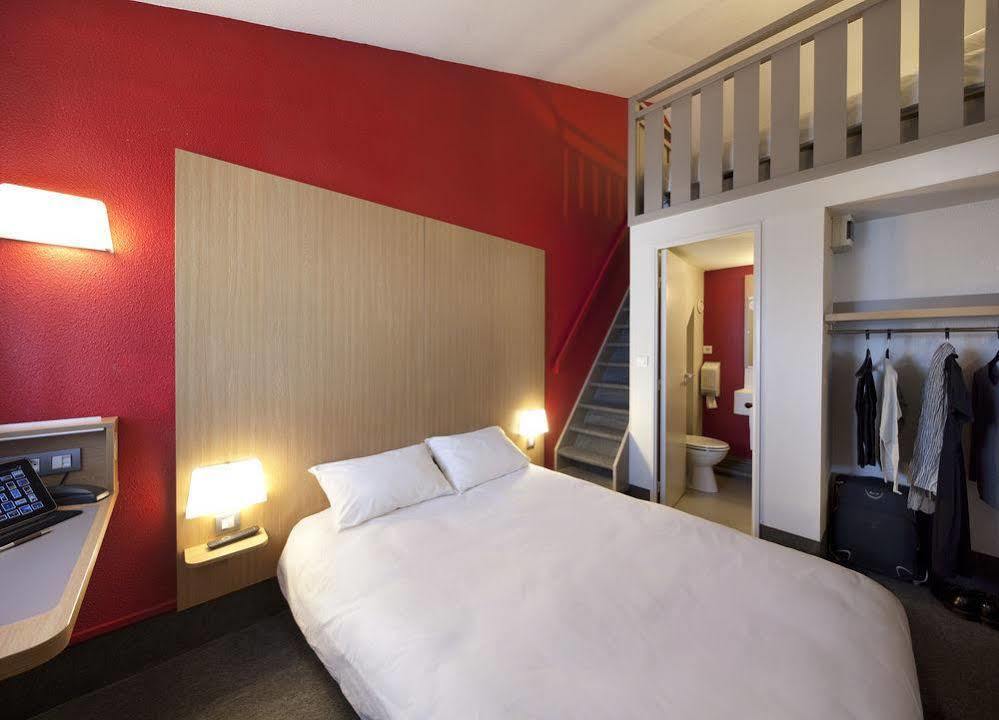 B&B Hotel Grenoble Universite 1 Gières Kültér fotó