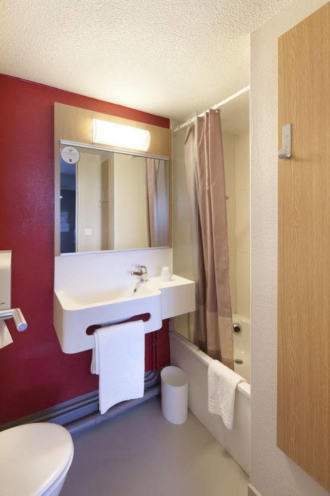 B&B Hotel Grenoble Universite 1 Gières Kültér fotó